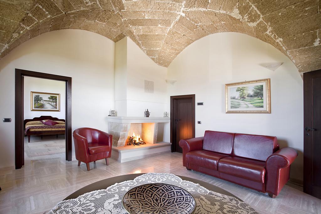 Amaregold Tenuta La Baronessa Resort Tuglie Exterior photo